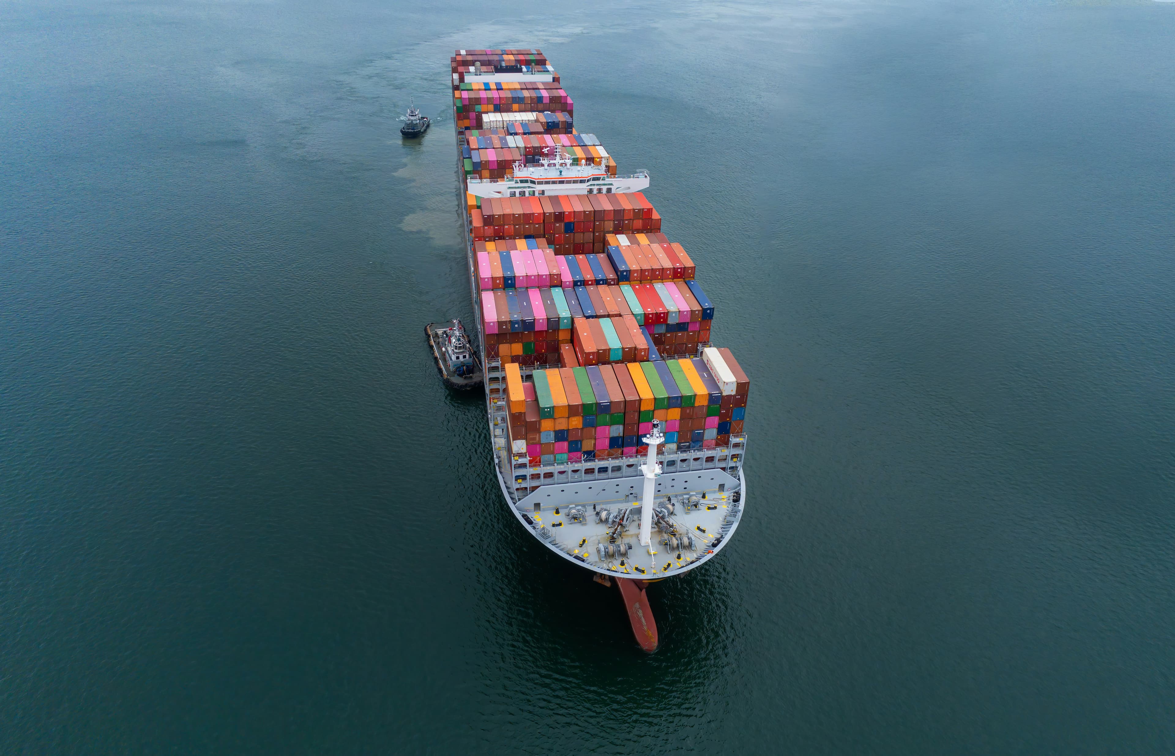 Cross-Border Challenges in Shipment Tracking: Modern Solutions for Global Trade